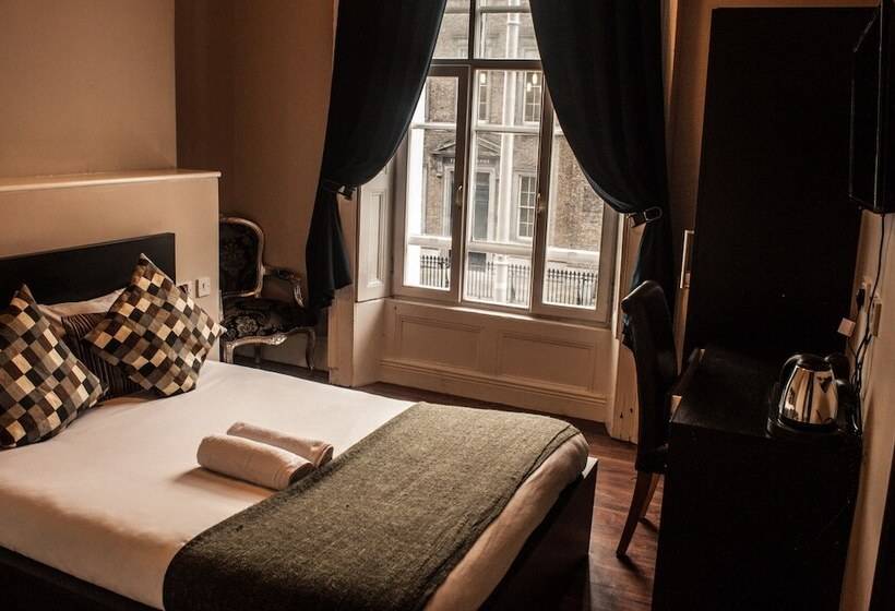 호텔 Backpackers Citi Hostel