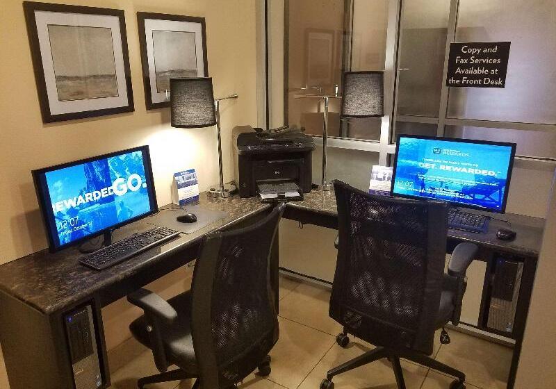 فندق Best Western Brighton Inn