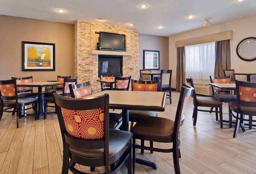 Отель Best Western Plus Eagleridge Inn & Suites