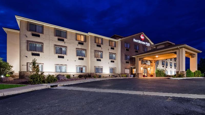 Отель Best Western Plus Eagleridge Inn & Suites