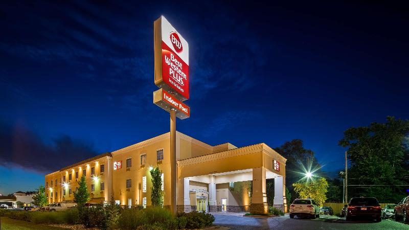בית מלון כפרי Best Western Plus Eastgate Inn & Suites
