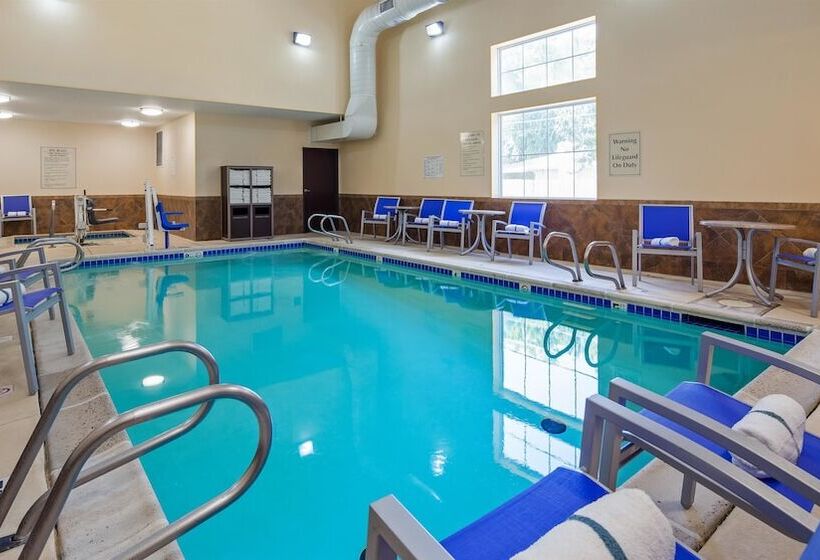 Отель Best Western Plus Eastgate Inn & Suites