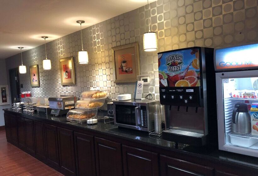 酒店 Best Western Plus Goodman Inn & Suites