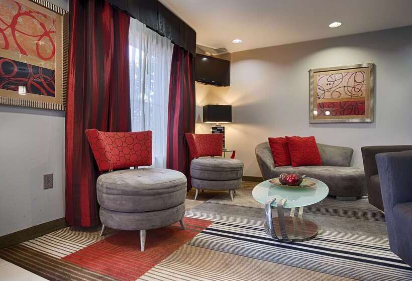 酒店 Best Western Plus Goodman Inn & Suites