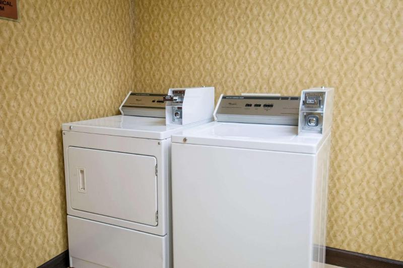 هتل Best Western Plus Jfk Inn & Suites