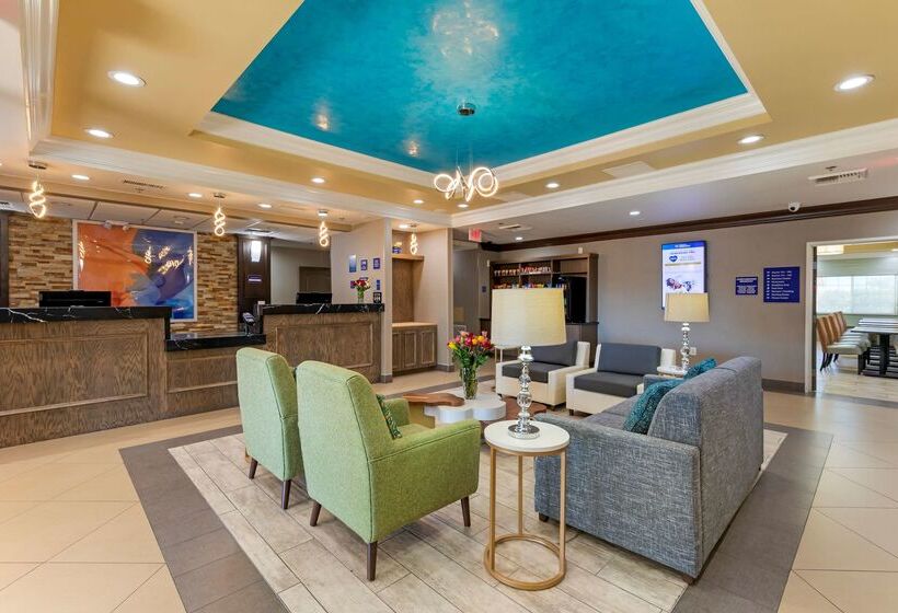 Отель Best Western Plus Wasco Inn & Suites