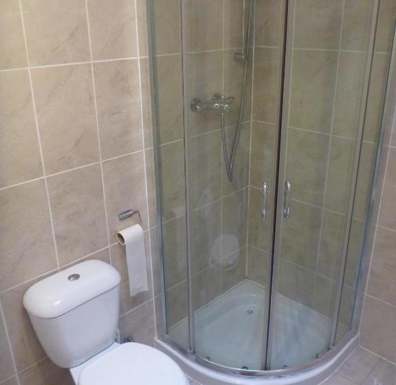 בית מלון כפרי Bundoran Surf Lodge Hostel