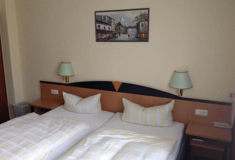 בית מלון כפרי Flora