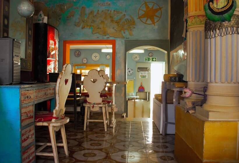 هتل Hostel Malti Budget