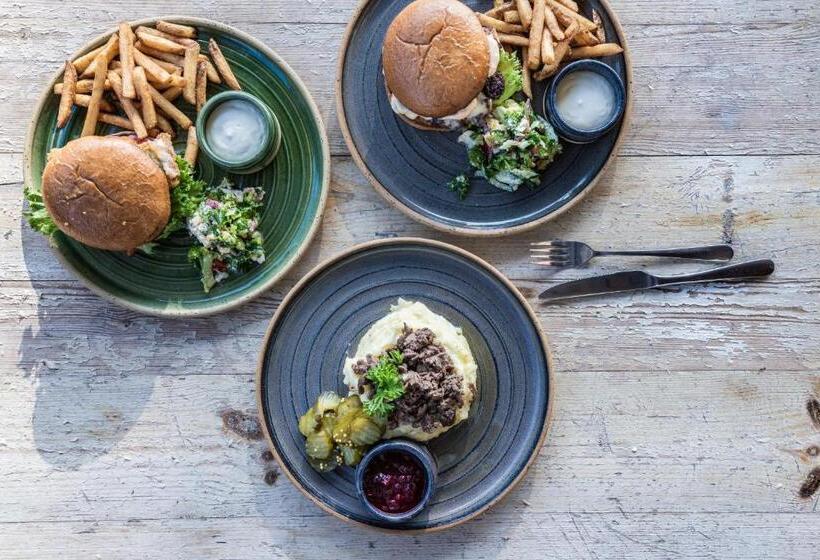 ホテル Kuusamon Portti