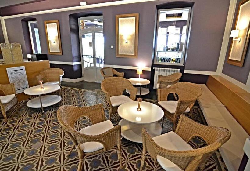 فندق La Castellana   Habitaciones Y Desayuno