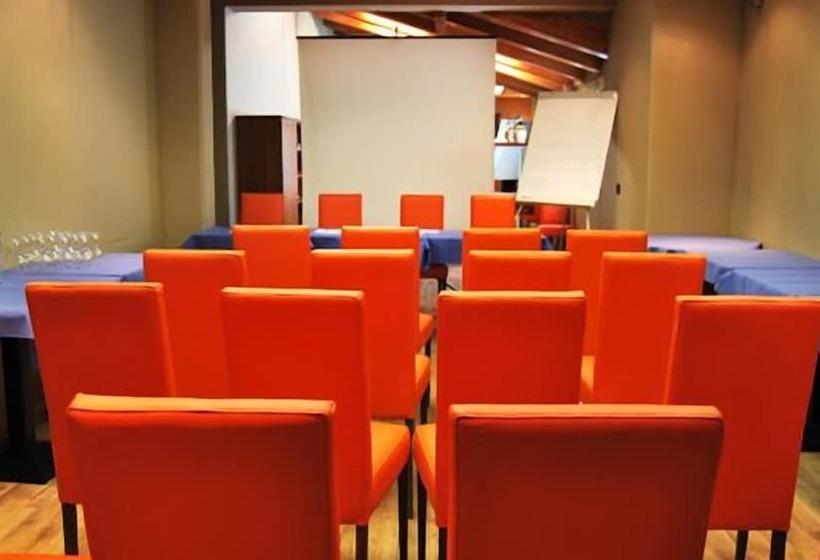 בית מלון כפרי La Fayette