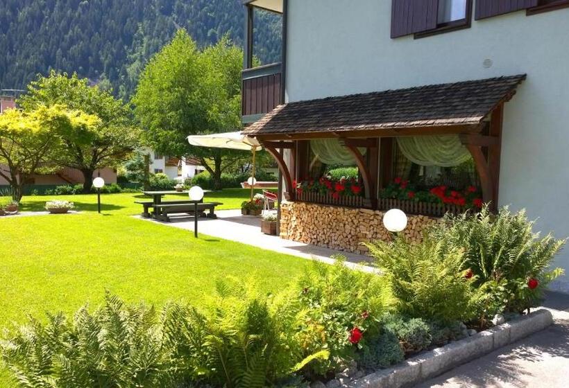 فندق La Felce Bed & Breakfast