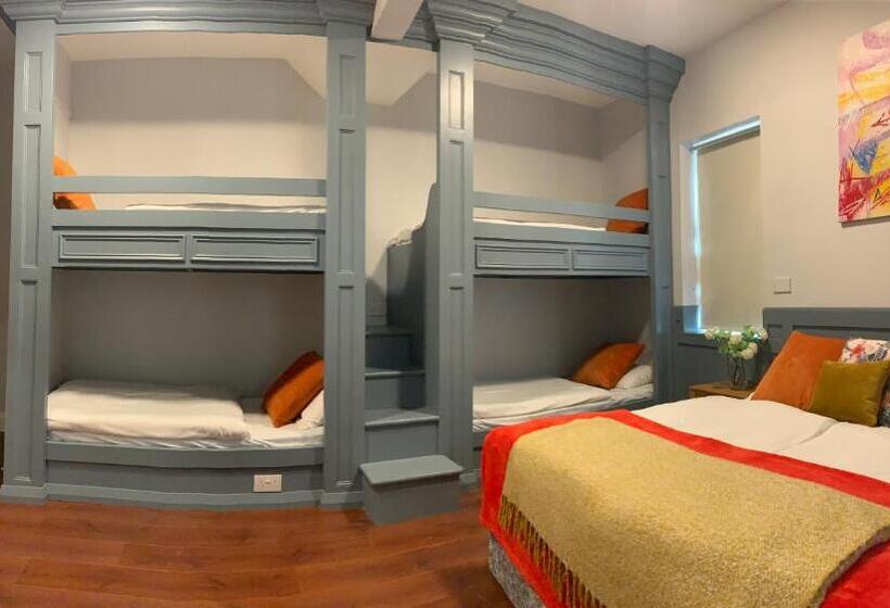 Отель Lanigan S Accommodation