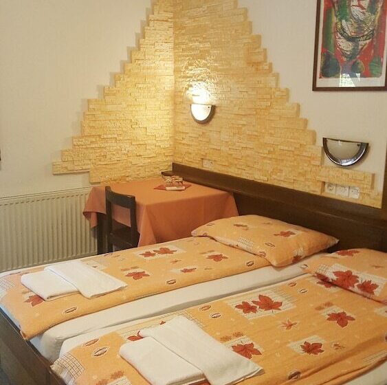 هتل Pri Ancki B&b Ljubljana Suburbs