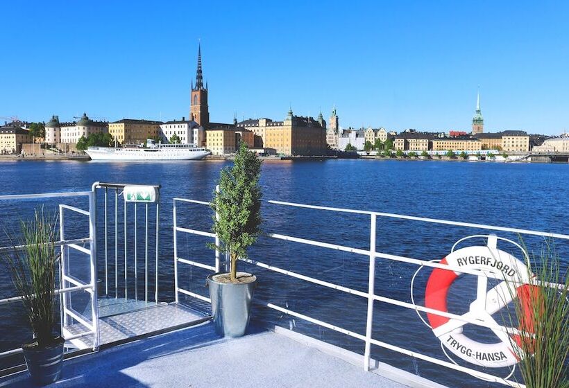 Rygerfjord Hotel & Hostel