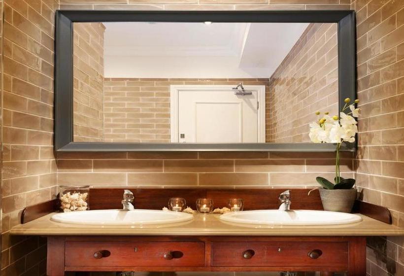 فندق The Wild Atlantic Lodge