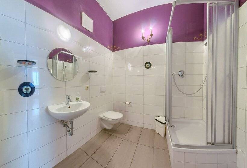 Labyrinth Hostel Weimar