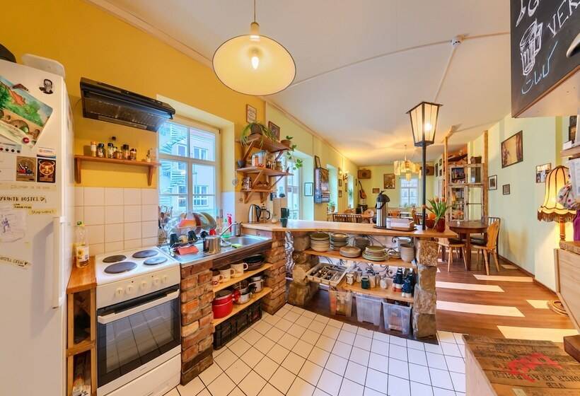 Labyrinth Hostel Weimar