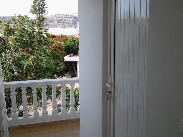 Haraki Memories Beach Studios