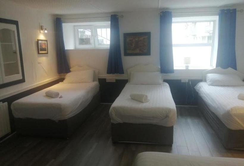 ペンション Portree