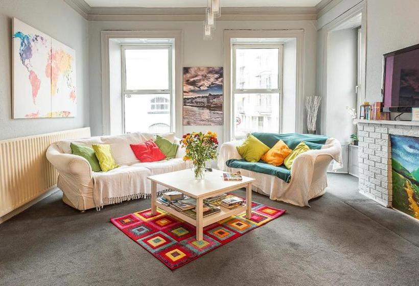 ペンション Portree