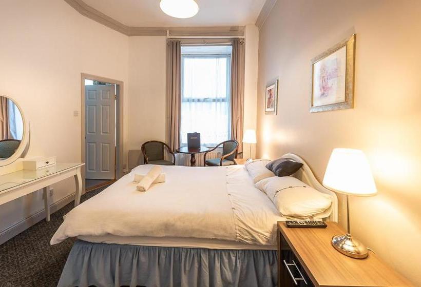 ペンション Portree