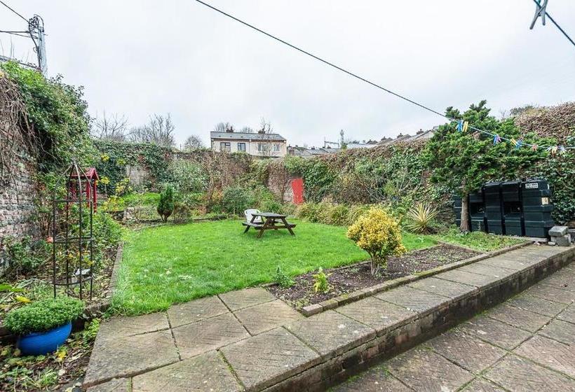 ペンション Portree