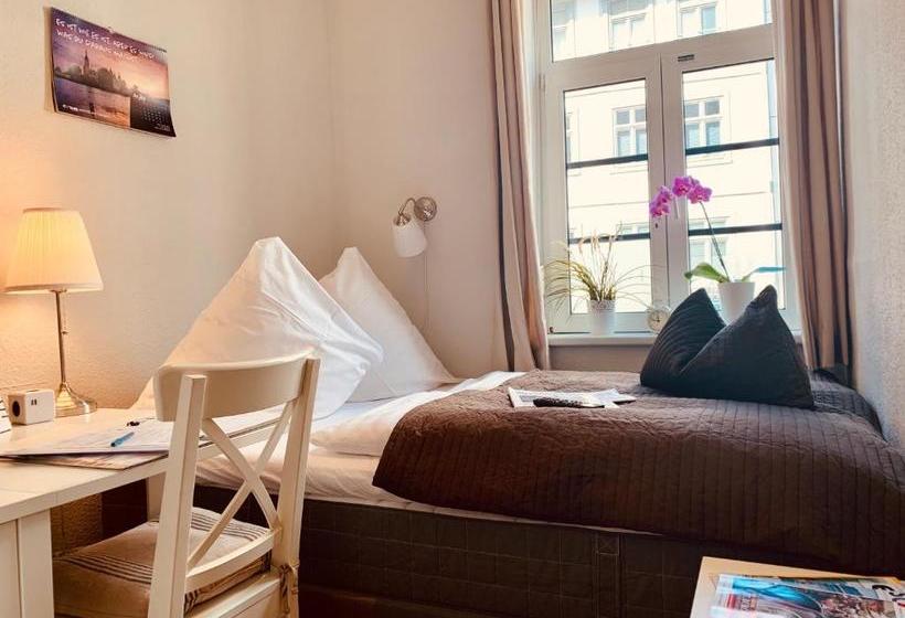 Pension Karina Schwerin