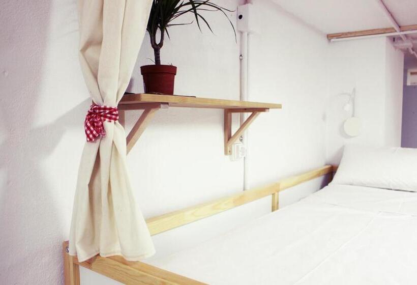 Picnic Dreams Boutique Hostel