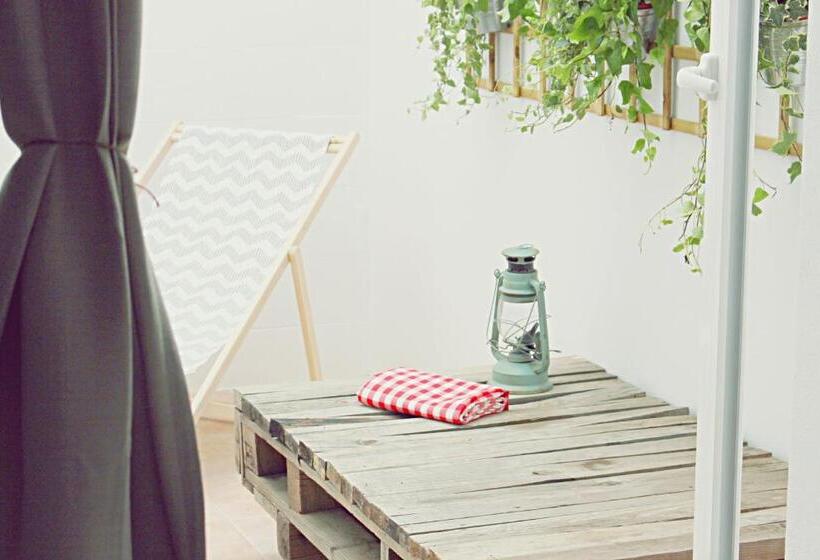 Picnic Dreams Boutique Hostel