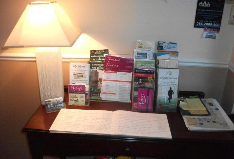 Rocksberry Bed & Breakfast