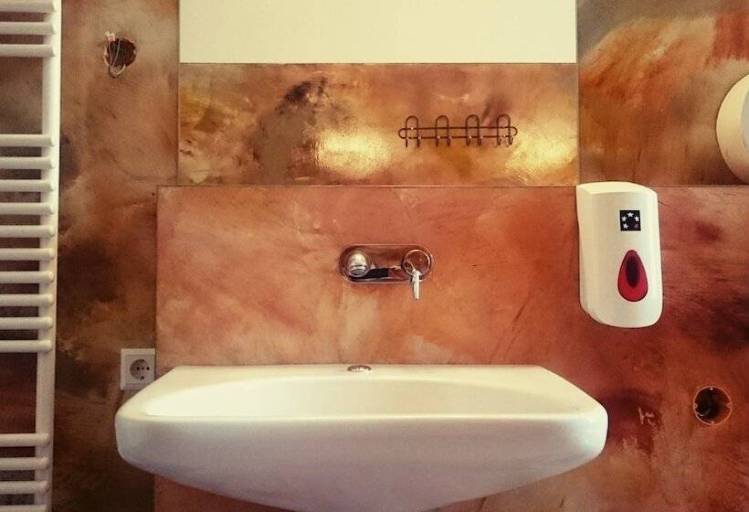 Sunflower Hostel Berlin