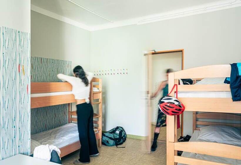 Three Little Pigs Hostel   Your Berlin Castle