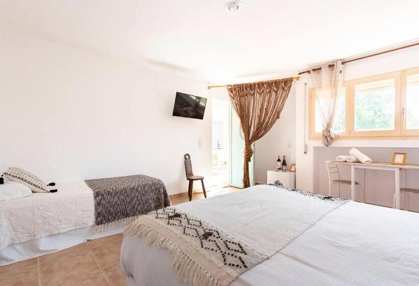 Bed and Breakfast Aldeamia, Forest, Mountain View, Beach At 8 Min