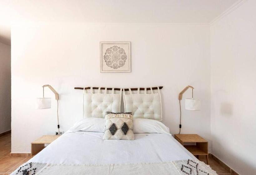 Bed and Breakfast Aldeamia, Forest, Mountain View, Beach At 8 Min