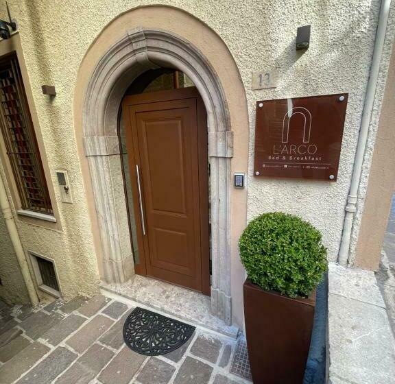 مبيت وإفطار L’arco Bed&breakfast