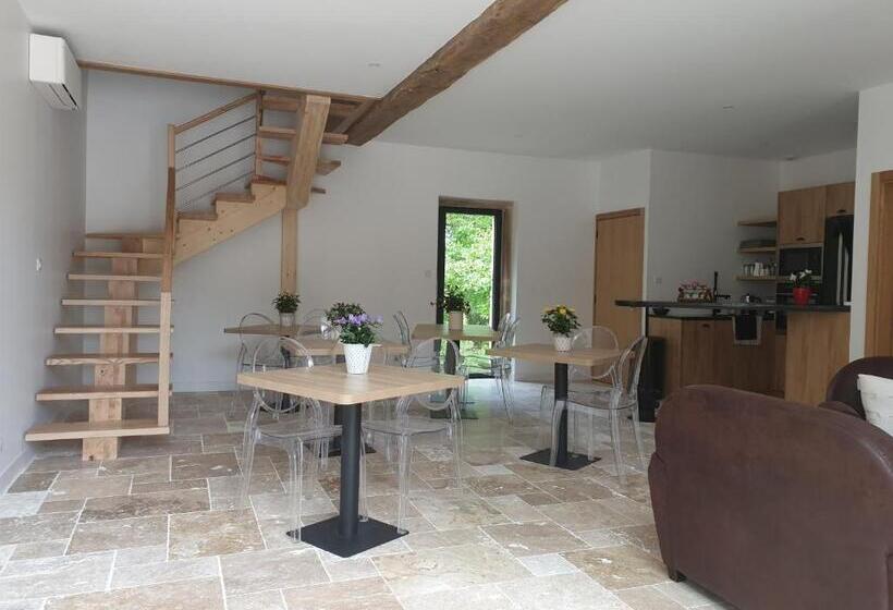 住宿加早餐  Le Carge D’arlay