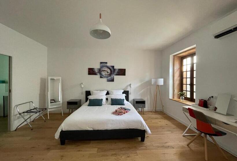 住宿加早餐  Le Carge D’arlay