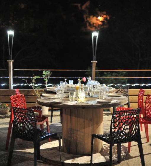 مبيت وإفطار Moulin De Parayre