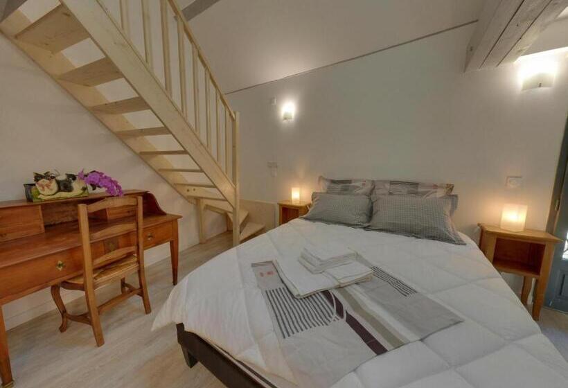 مبيت وإفطار Moulin De Parayre