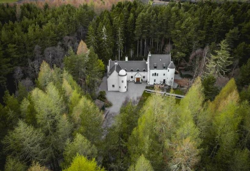 تختخواب و صبحانه White Rose Tower