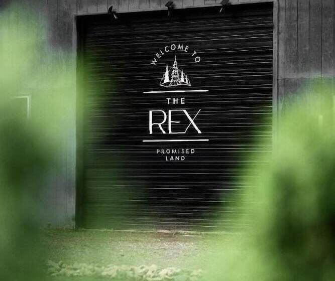בית מלון כפרי The Rex