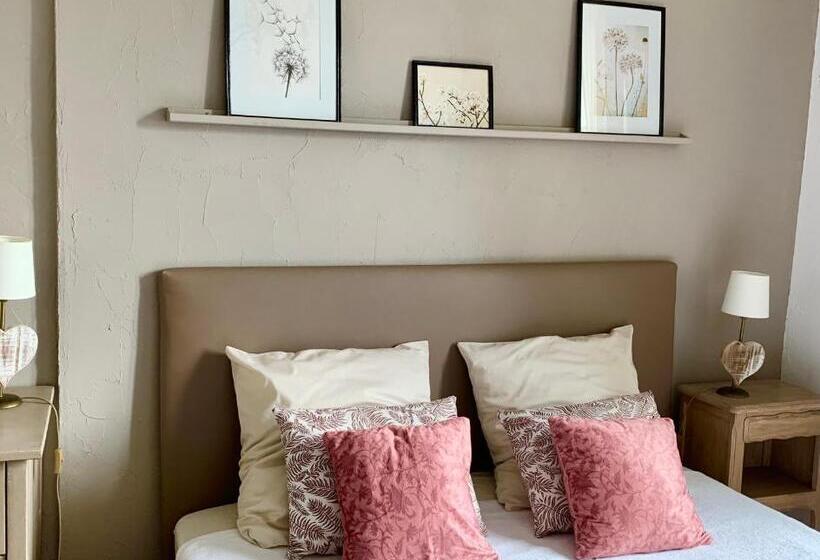 La Maison Du Bourg B&b