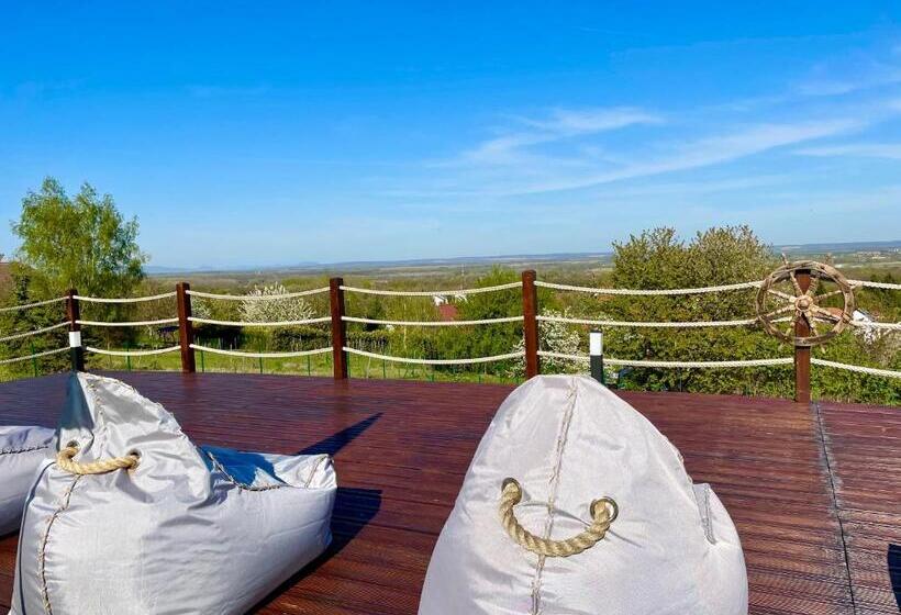 Love And Dream élményvilla