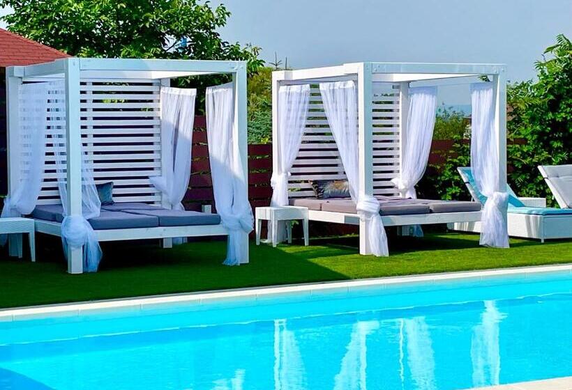 Love And Dream élményvilla