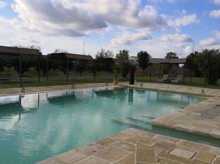 Masseria Rifisa Agriresort