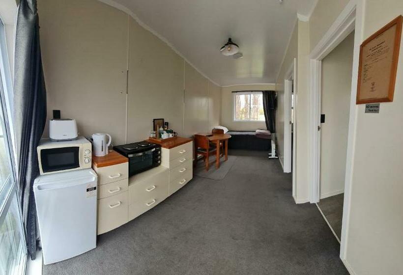 מוטל Royal Matawhero