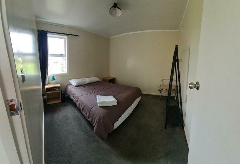 מוטל Royal Matawhero