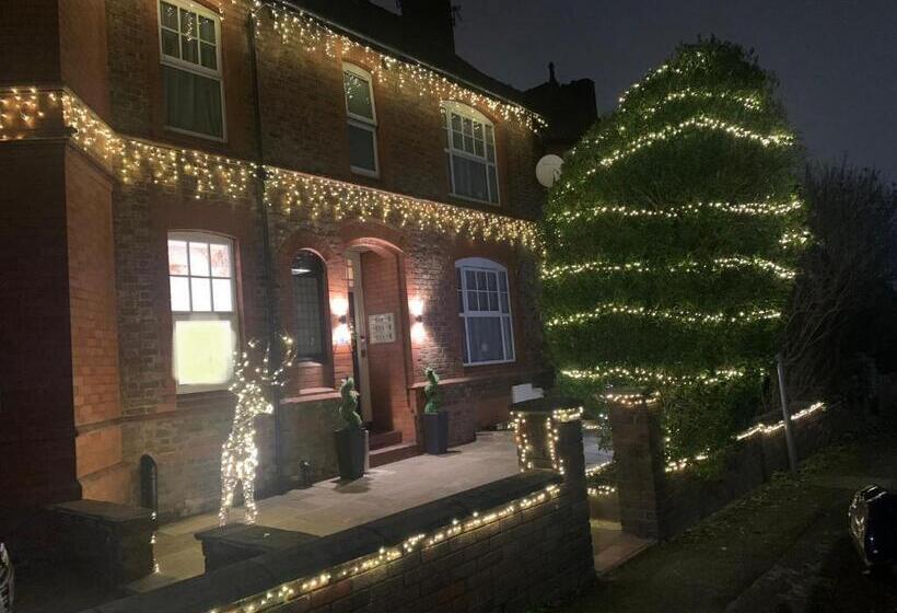 ペンション 46 Ashfield Rd, Altrincham